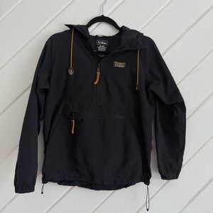 L.L. Bean Black Hooded Pullover Mountain Classic Anorak